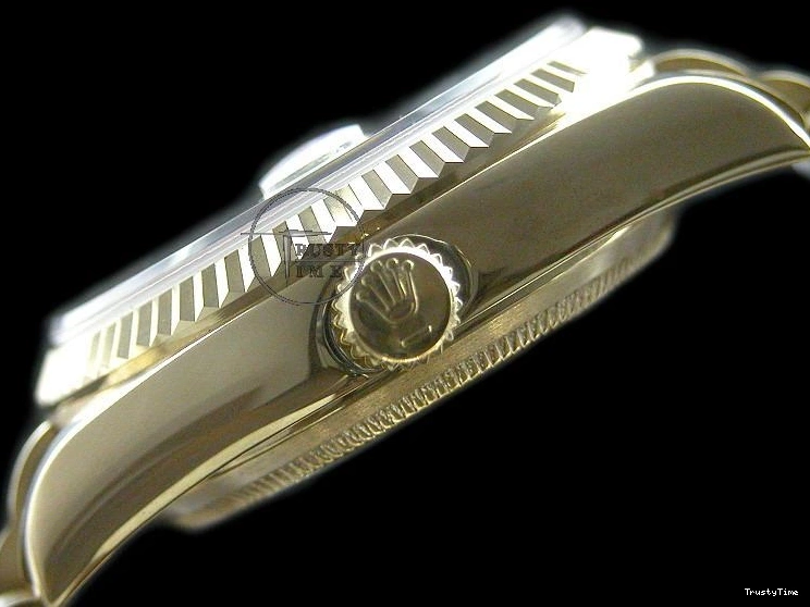 0703 RDJ0024 – DateJust Lightweight 707